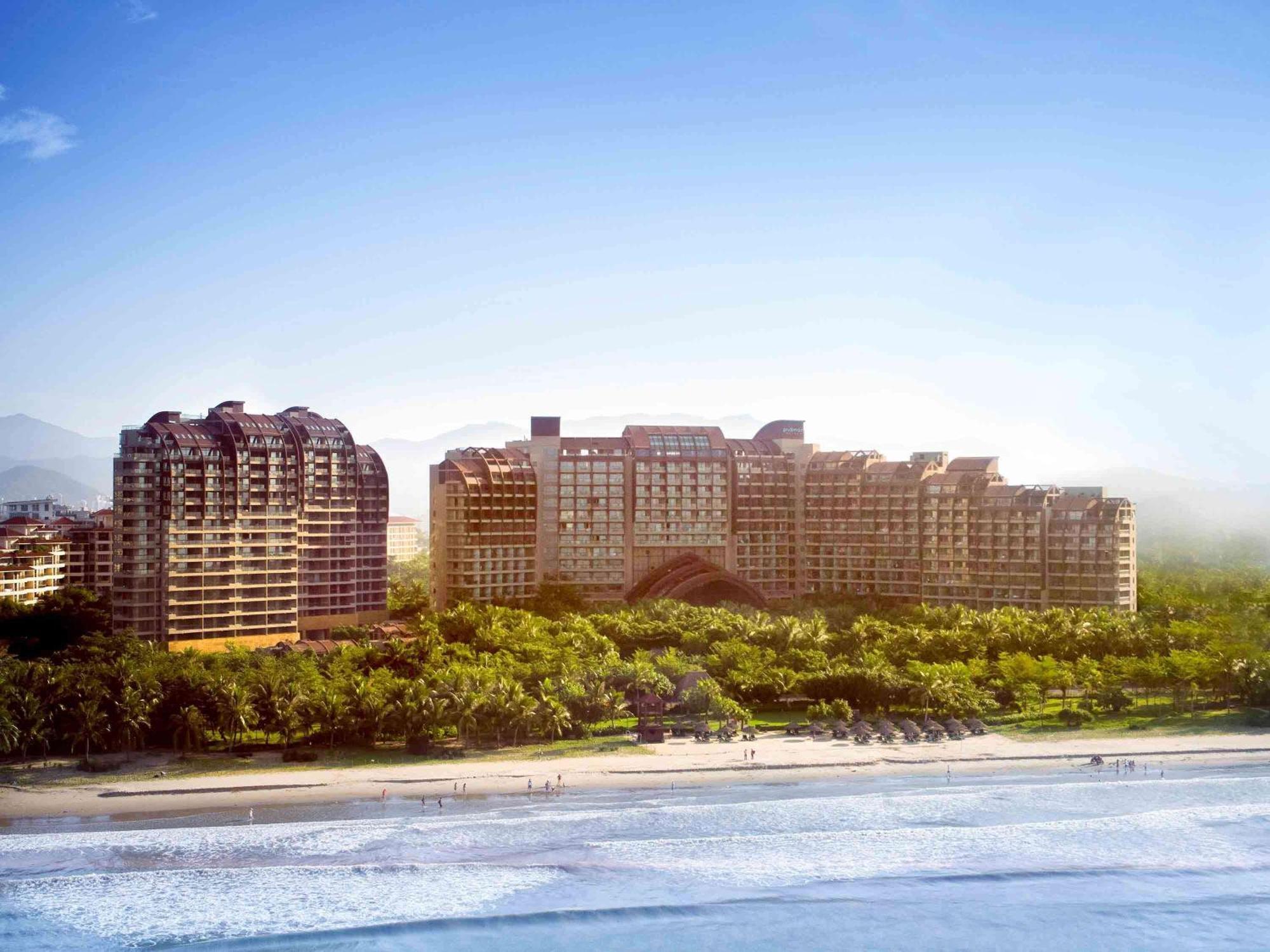 Pullman Oceanview Sanya Bay Resort & Spa Exterior foto