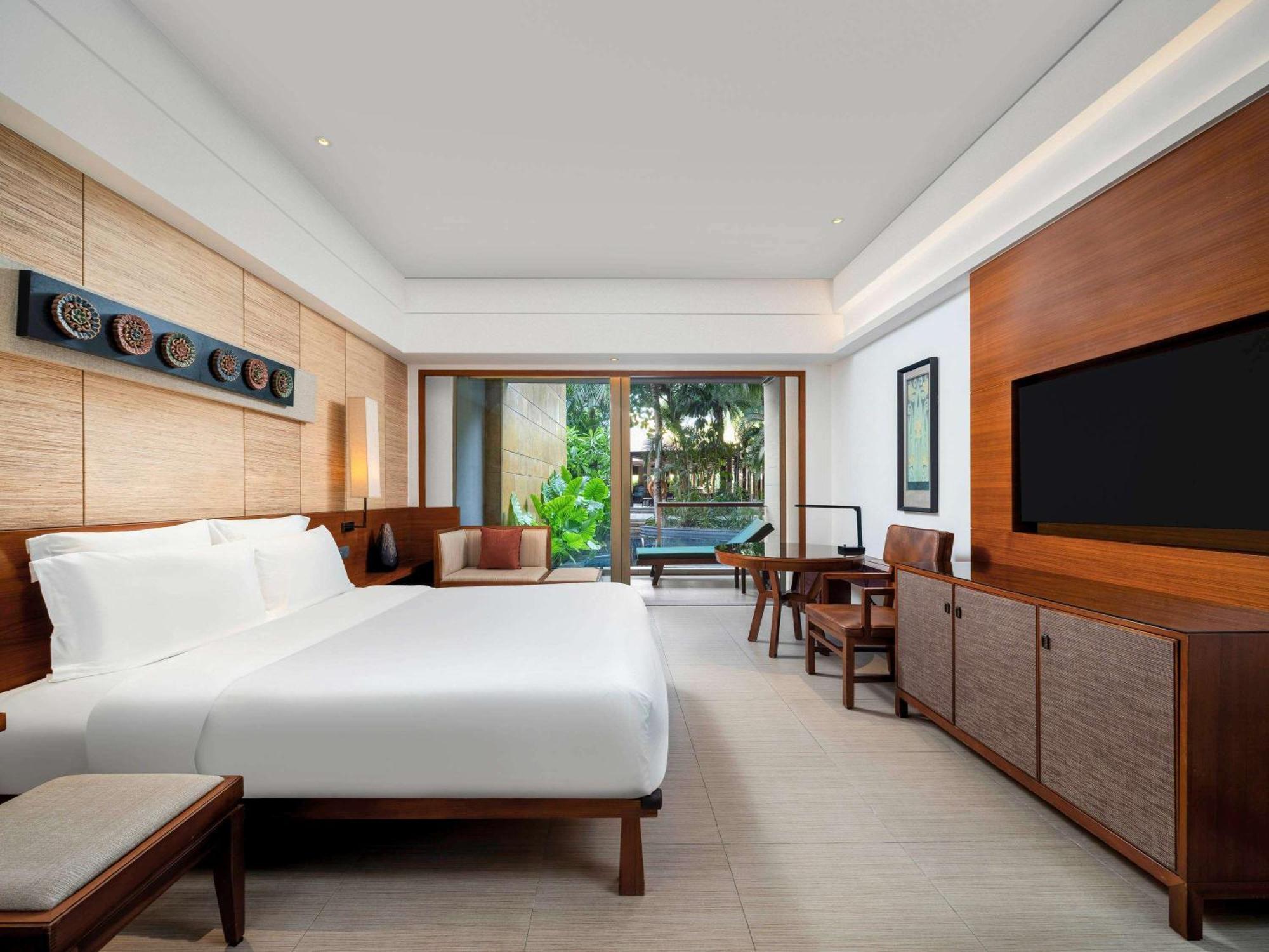 Pullman Oceanview Sanya Bay Resort & Spa Exterior foto